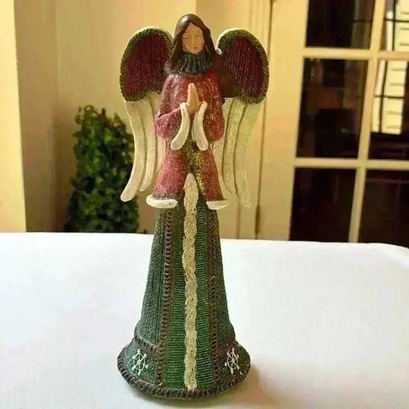 Christmas/Holiday Angel For Home Decoration - Picture 2 of 10
